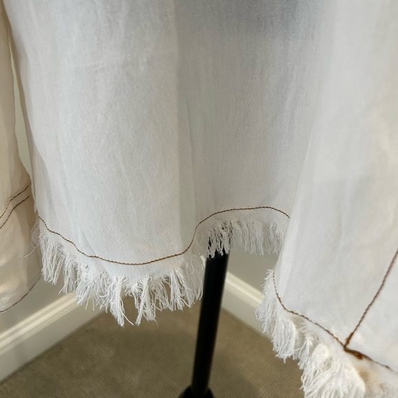 Umgee Button Down Shirt with pockets Size M - Picture 3 of 7